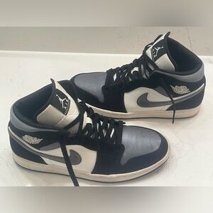 Nike Air Jordan, Men’s Size 11, Black Gray and White